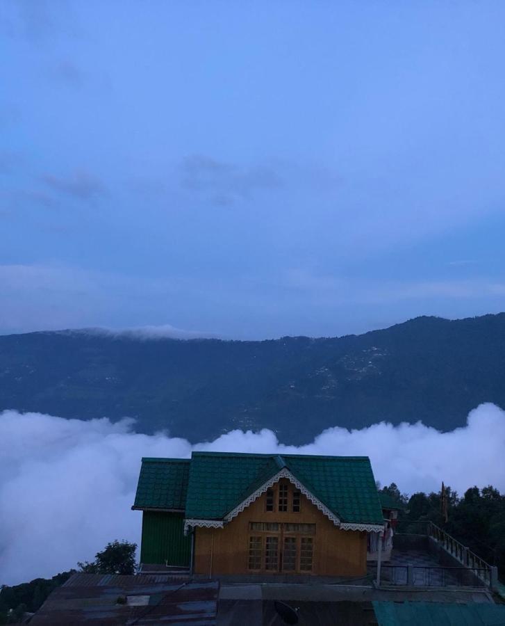 Raibas Homestay Darjeeling  Exterior photo